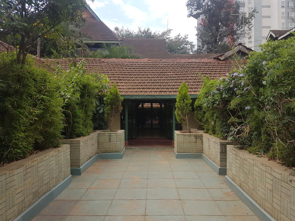 Kenya Continental Hotel Nairobi Bagian luar foto