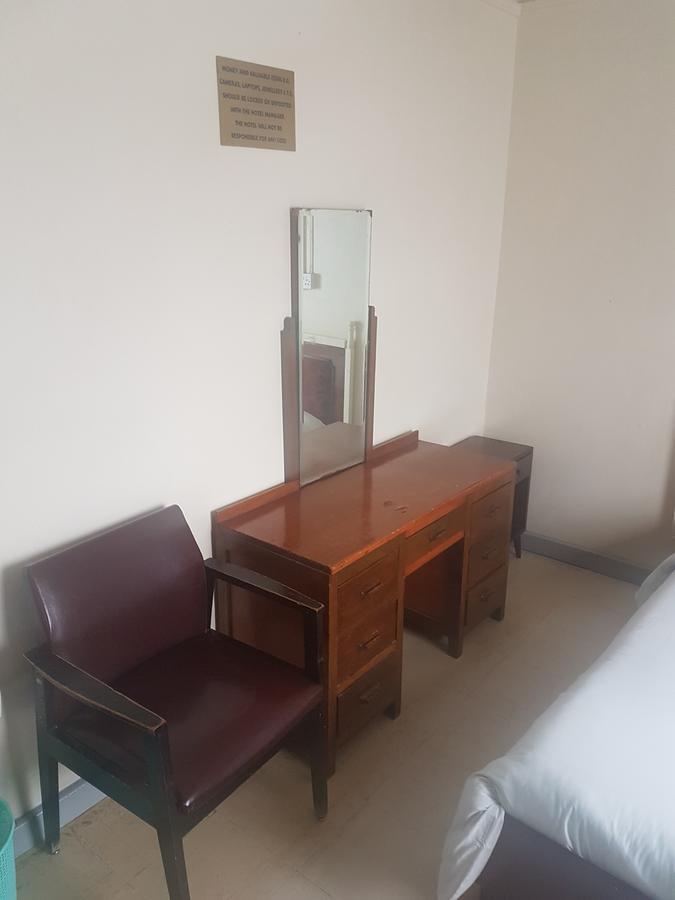 Kenya Continental Hotel Nairobi Bagian luar foto